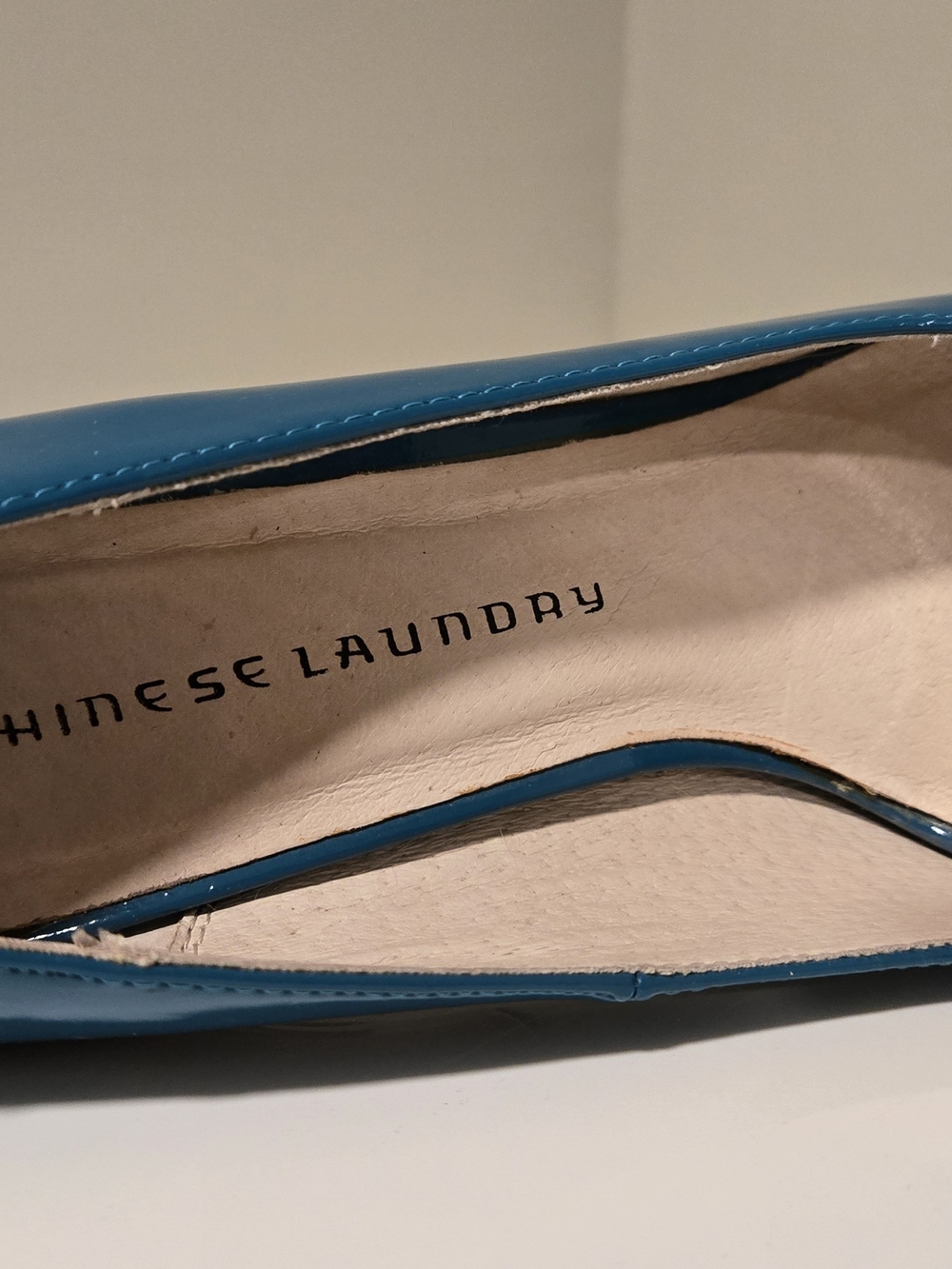 Chinese Laundry "Whistle" Teal Patent Platform Pumps - Picture 8 of 13